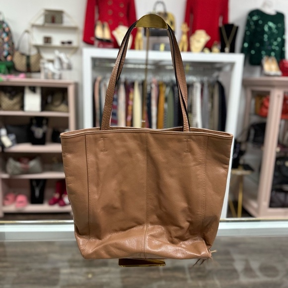 Elliott Lucca Leather Tassel Tote Bag NWT Brown Tan - Picture 3 of 7